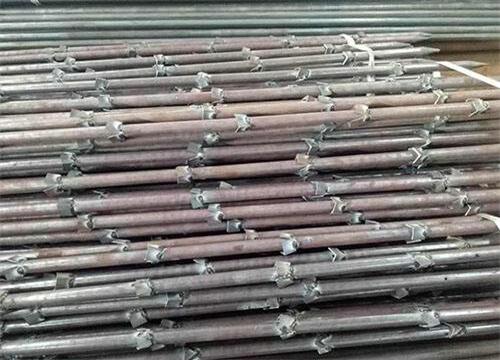 汉源隧道钢花管